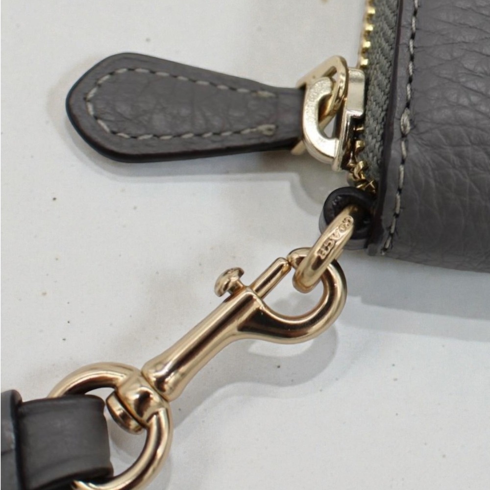 Coach Accordion Zip Wallet & Wristlet Strap Women's Heather Grey Pebbled Leather - Picture 12 of 12